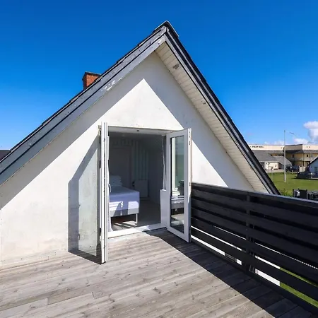 4 Star In Nyaraló Løkken